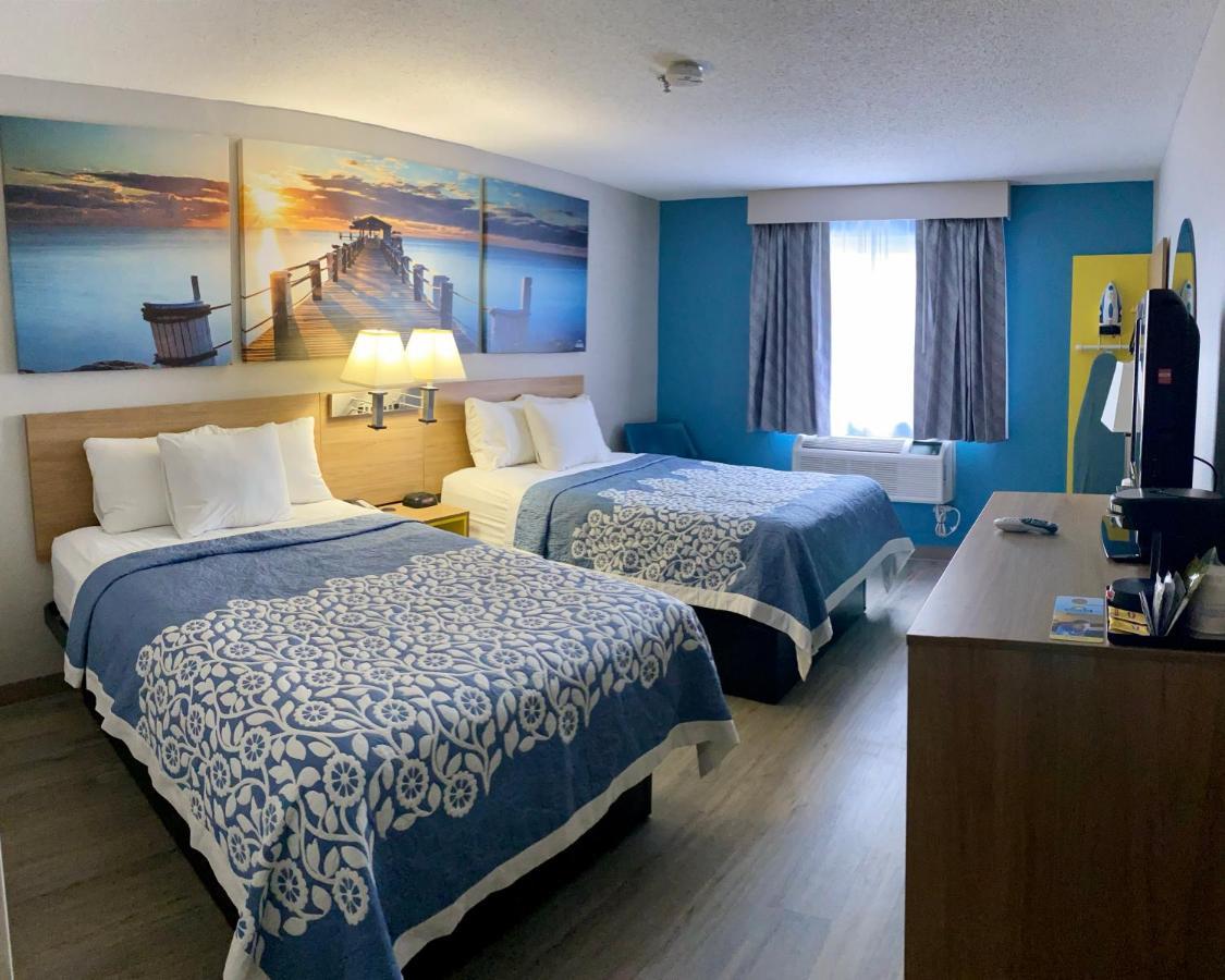 Days Inn By Wyndham Brunswick Bath Area Extérieur photo