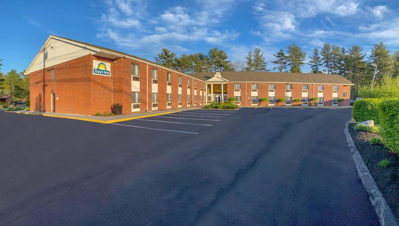 Days Inn By Wyndham Brunswick Bath Area Extérieur photo