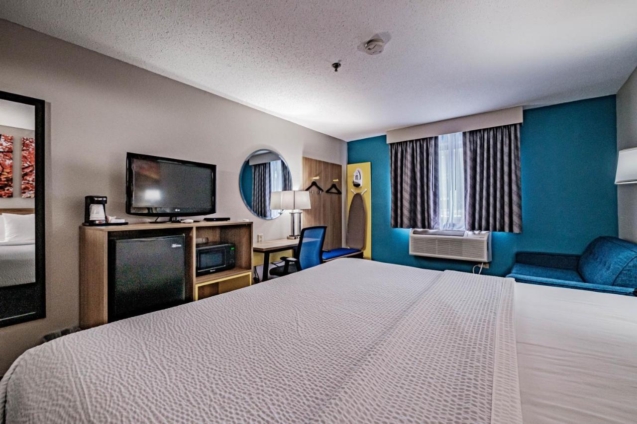 Days Inn By Wyndham Brunswick Bath Area Extérieur photo