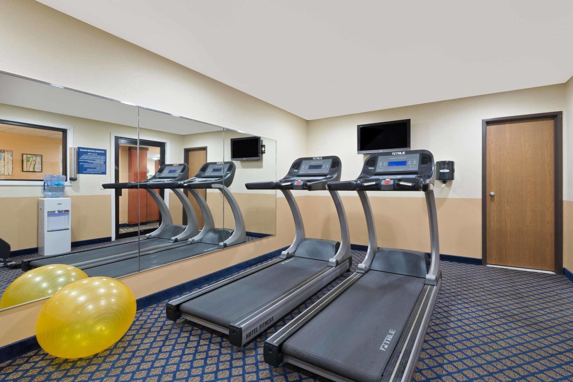 Days Inn By Wyndham Brunswick Bath Area Extérieur photo